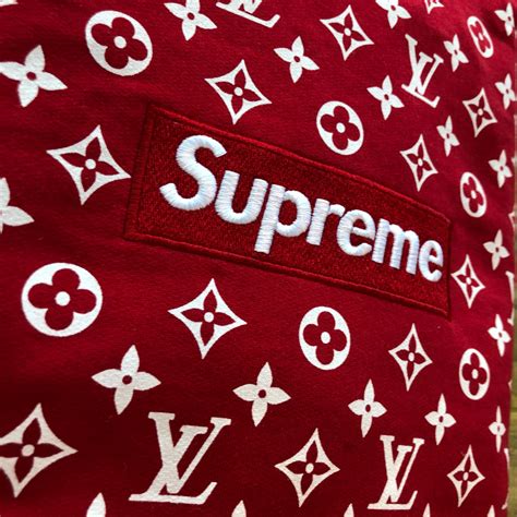 supreme e louis vuitton|does louis vuitton own supreme.